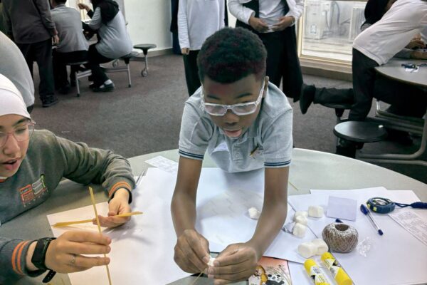 20250918_060419423_iOS